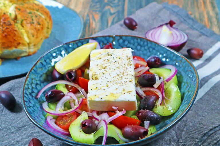 Läs mer om artikeln Grekisk Sallad