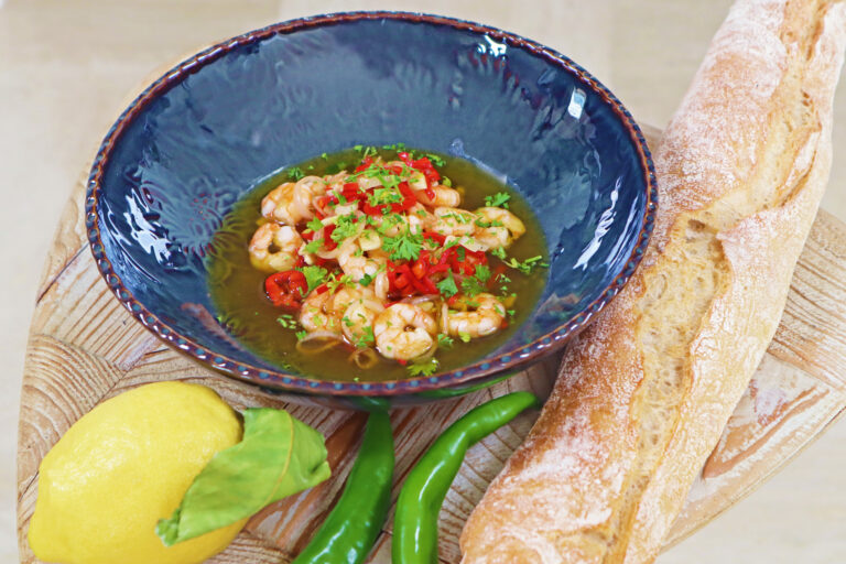 Läs mer om artikeln Räkor med Chili och Vitlök